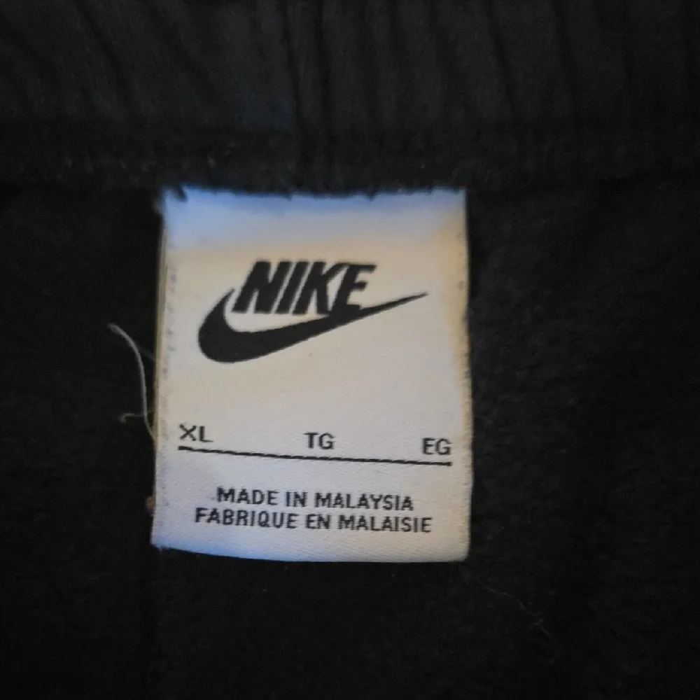 Nike Black Kids Cargo Joggers with Logo